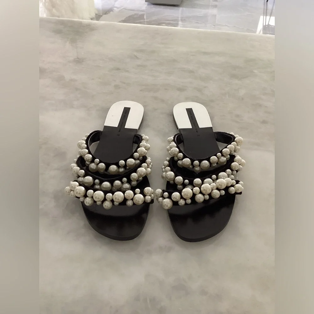 Zara Pearl Sandals - Picture 1 of 5